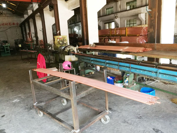 銅管翅片加工、調(diào)直設(shè)備